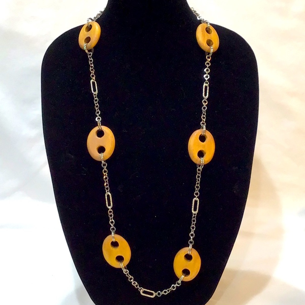 Bold wood & chain necklace